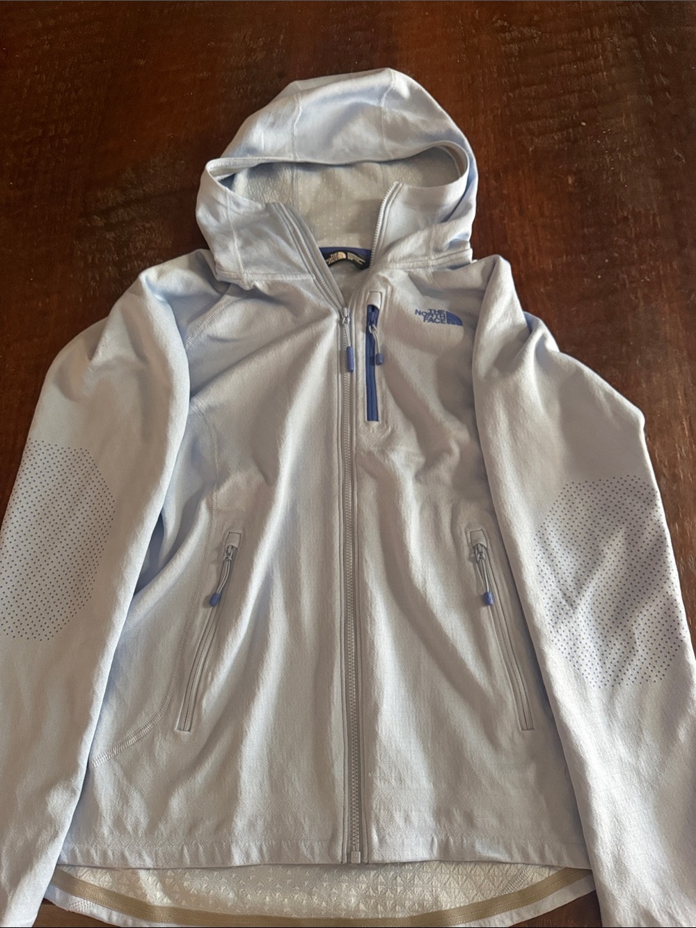 The North Face Light Blue Hooded Softshell Jacket Womens size small- Pale Blue